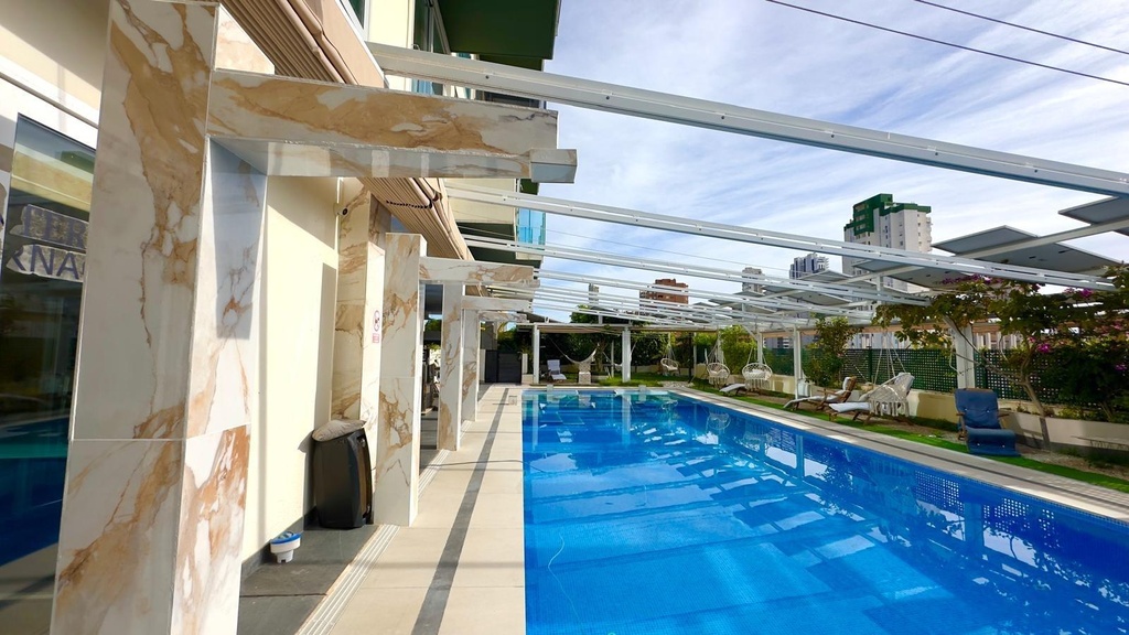 Moderný apartmán v Finestrat s bazénom