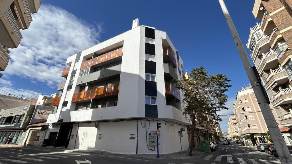 Moderný apartmán v Torrevieja – Costa Blanca