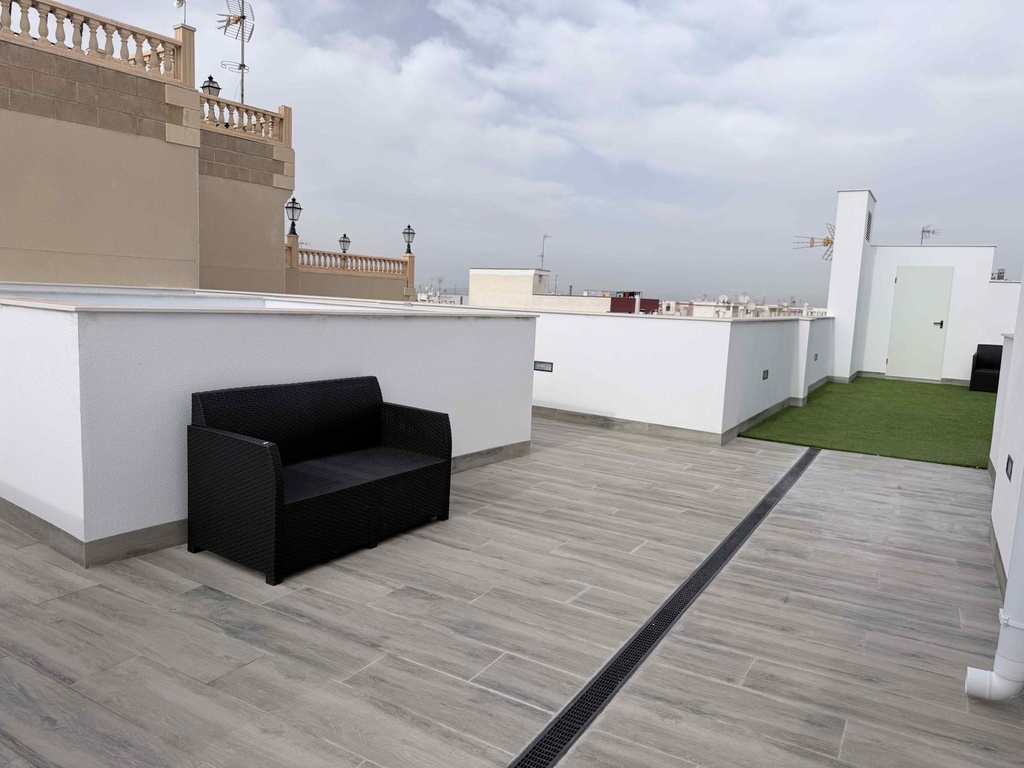 Moderný apartmán v Torrevieja – Costa Blanca
