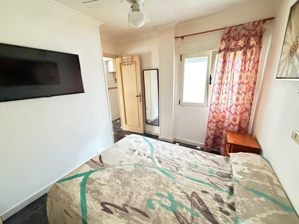 Moderný apartmán v Torrevieja – La Mata