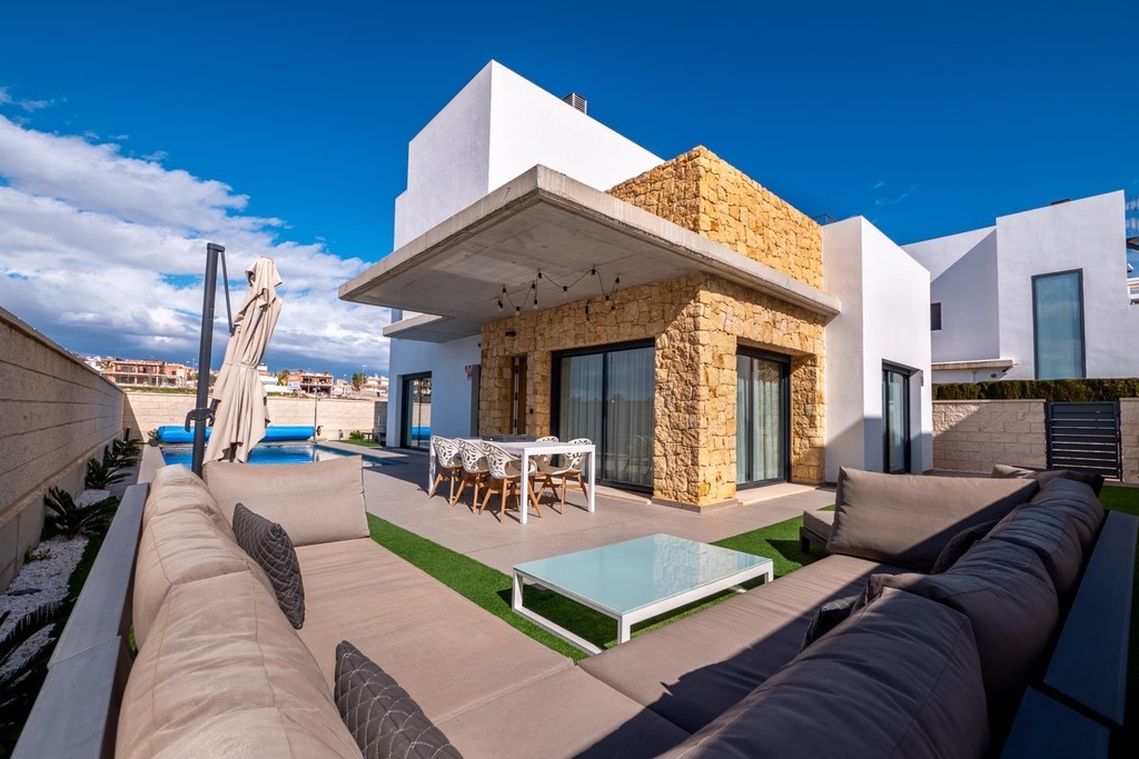 Moderná vila v Ciudad Quesada – Costa Blanca