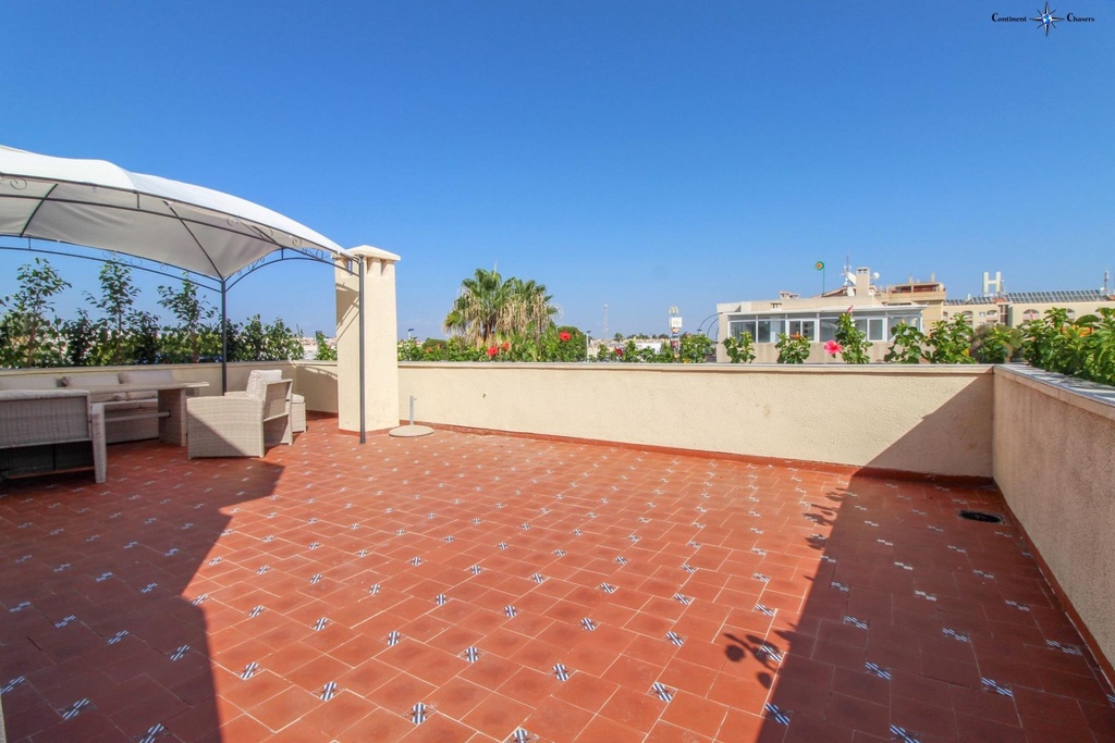 Moderný penthouse v Torrevieja – Punta Prima