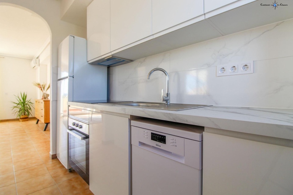Moderný penthouse v Torrevieja – Punta Prima