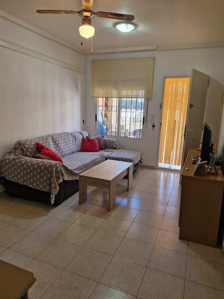 Moderný bungalow v Torrevieja – Playa De Los Naufragos