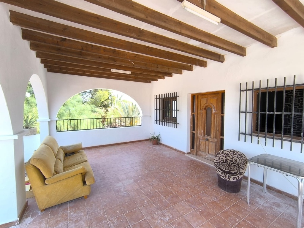 Moderná vila v Novelda – Inland