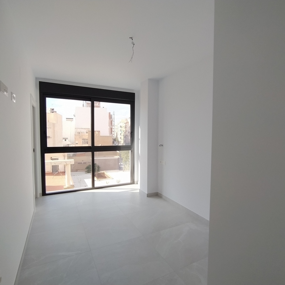 Moderný apartmán v Torrevieja – Centre Playa Del Cura Las Piscinas