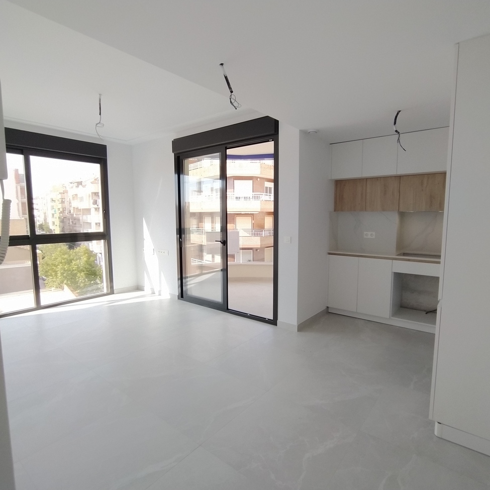 Moderný apartmán v Torrevieja – Centre Playa Del Cura Las Piscinas
