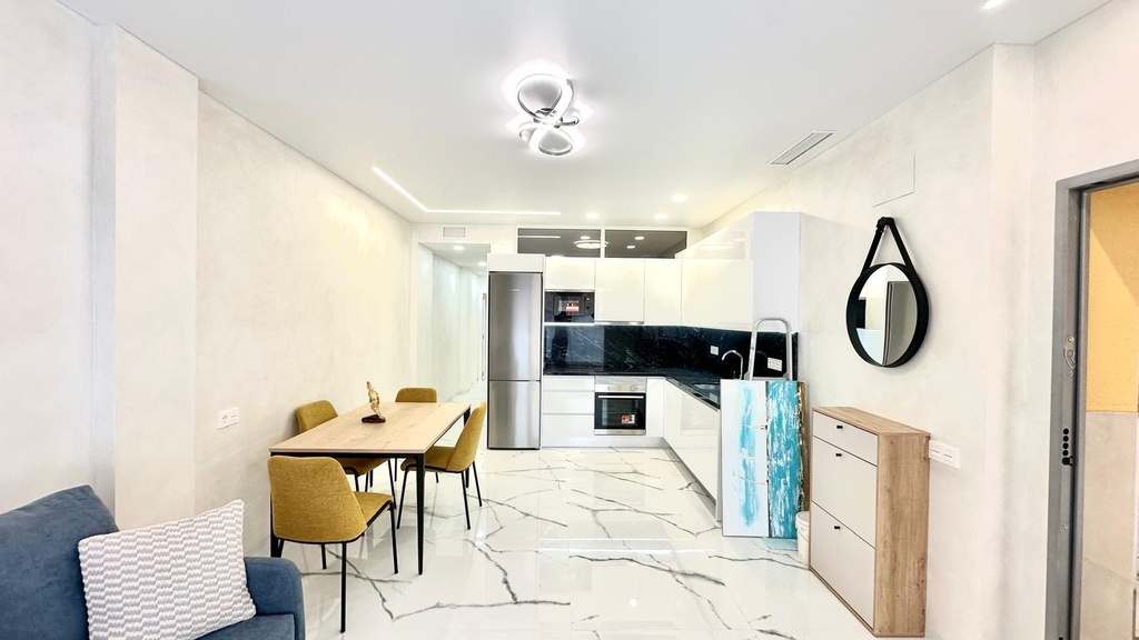 Moderný apartmán v Torrevieja – Playa Del Cura