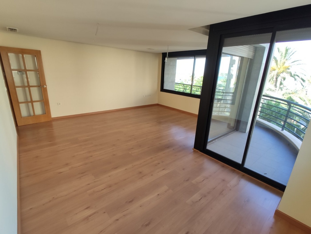 Moderný apartmán v Torrevieja – Puerto