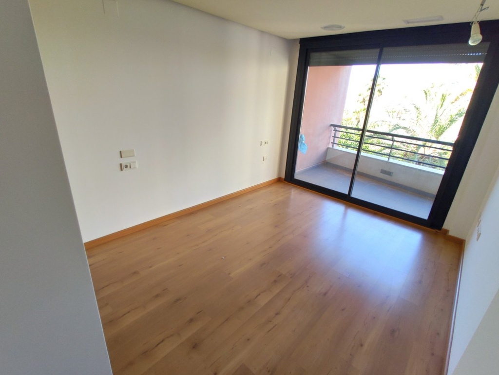 Moderný apartmán v Torrevieja – Puerto