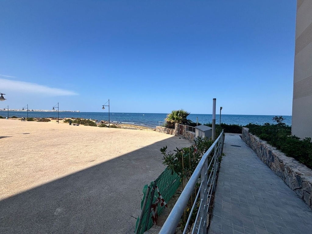 Luxusný apartmán v Punta Prima – Orihuela Costa