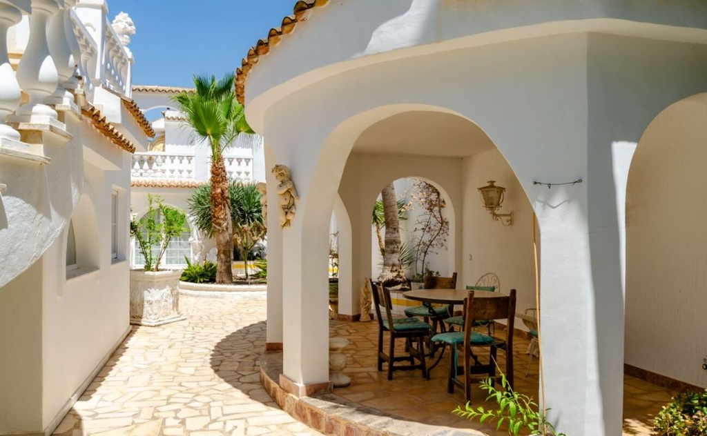 Luxusná vila v Orxeta s bazénom