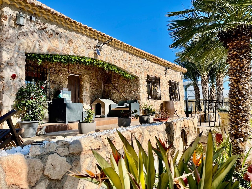 Moderný Property v Fortuna – Inland