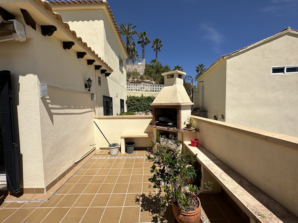 Moderná vila v Villamartin – Costa Blanca