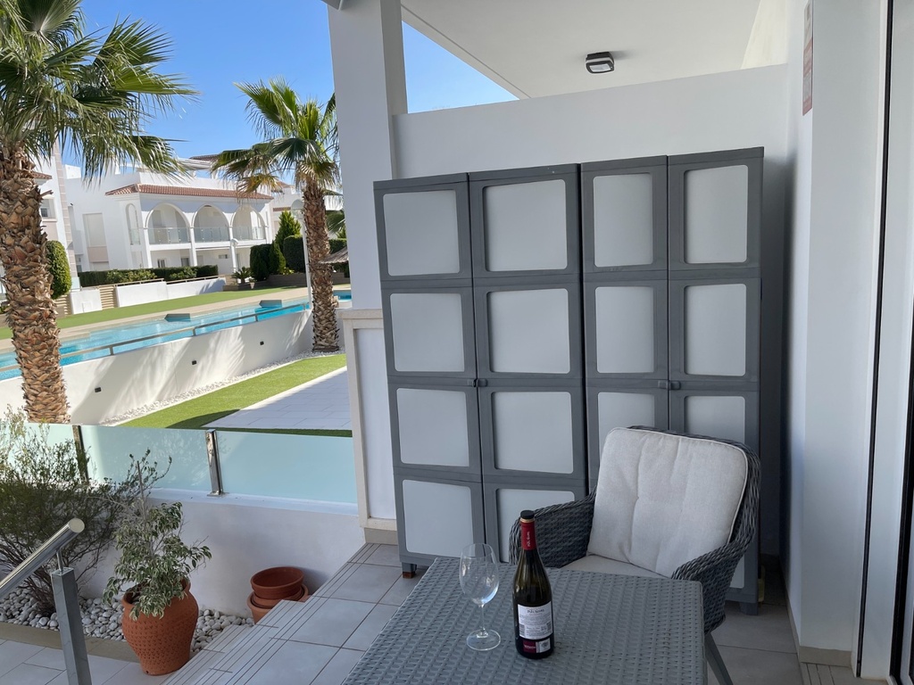 Moderný apartmán v Rojales – Inland
