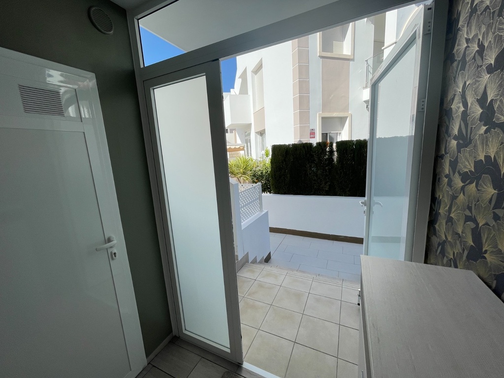 Moderný apartmán v Rojales – Inland