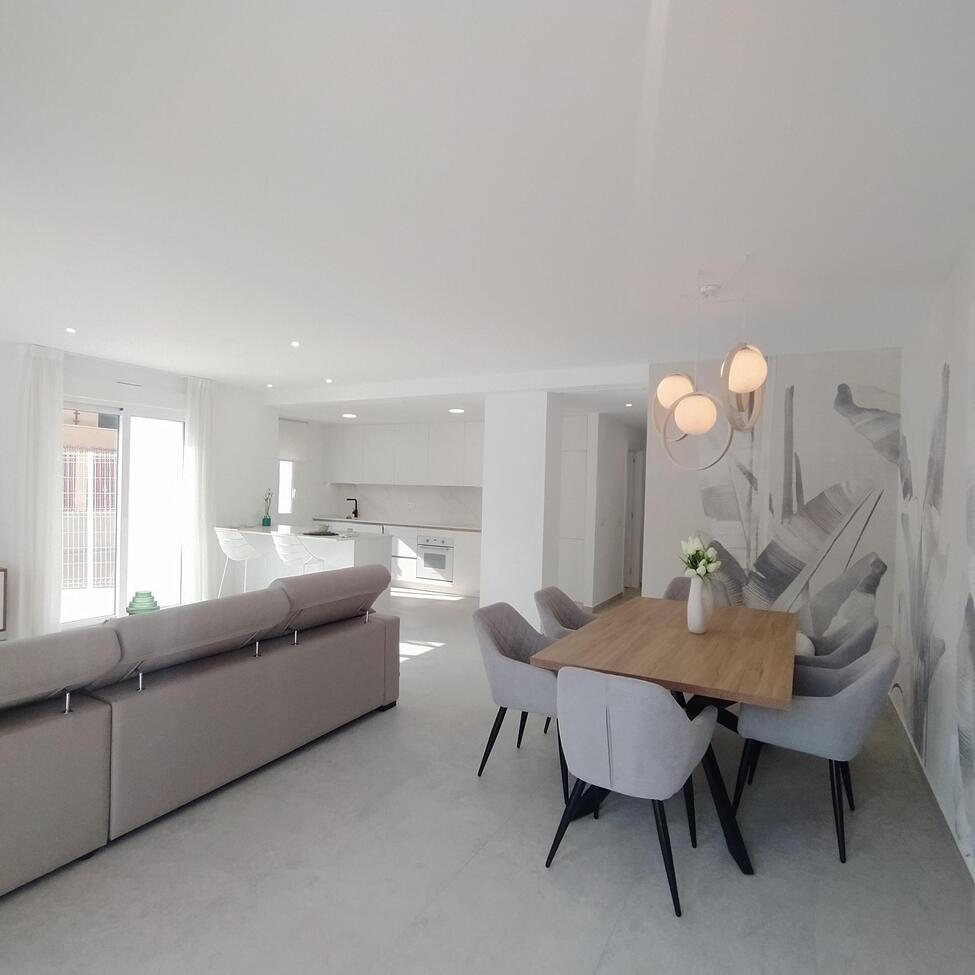 Moderný apartmán v Torrevieja – Torreblanca