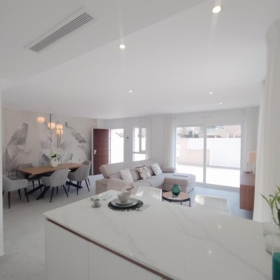 Moderný apartmán v Torrevieja – Torreblanca