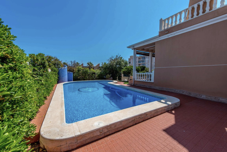 Luxusná vila v La Mata – Costa Blanca
