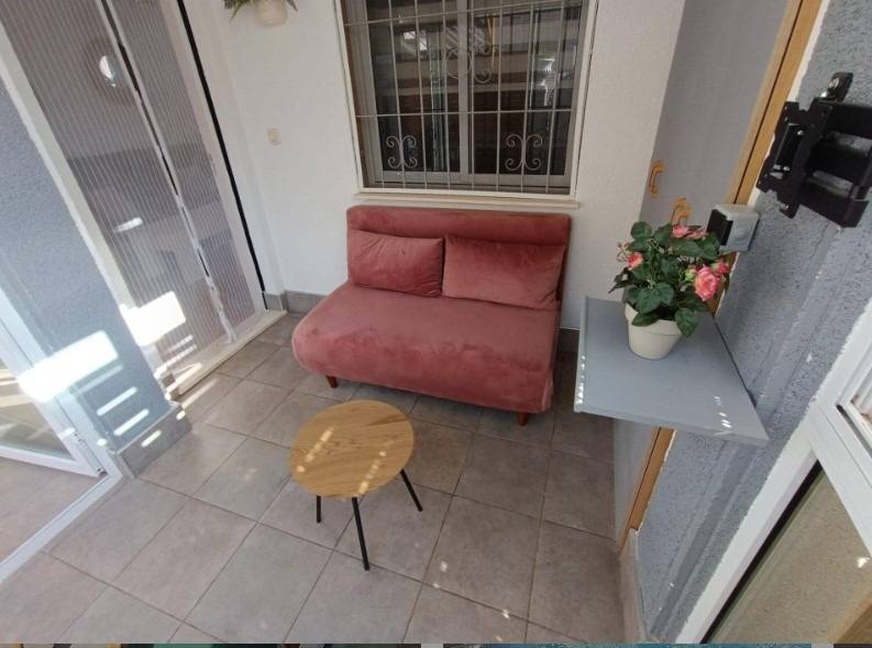 Moderný apartmán v Torrevieja – Los Balcones