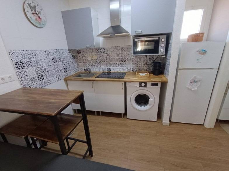 Moderný apartmán v Torrevieja – Los Balcones