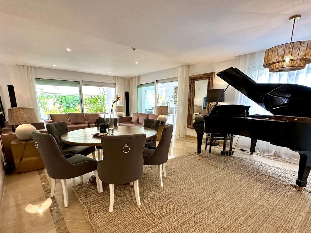 Moderný apartmán v Rio Real Golf – Costa del Sol