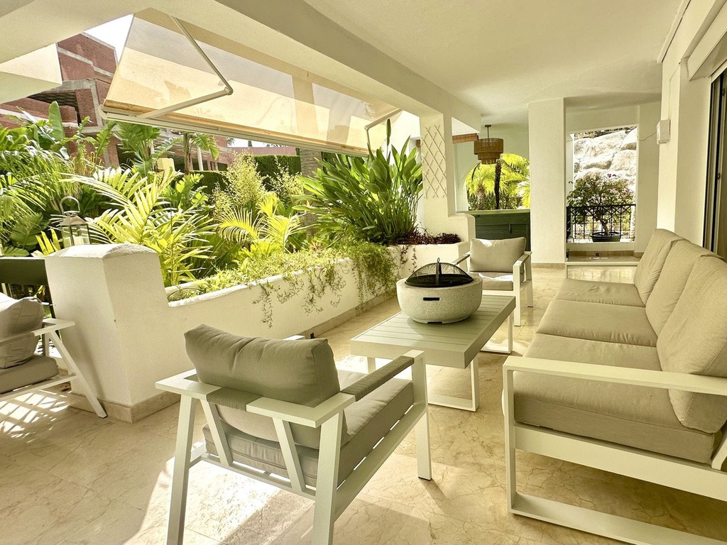 Moderný apartmán v Rio Real Golf – Costa del Sol