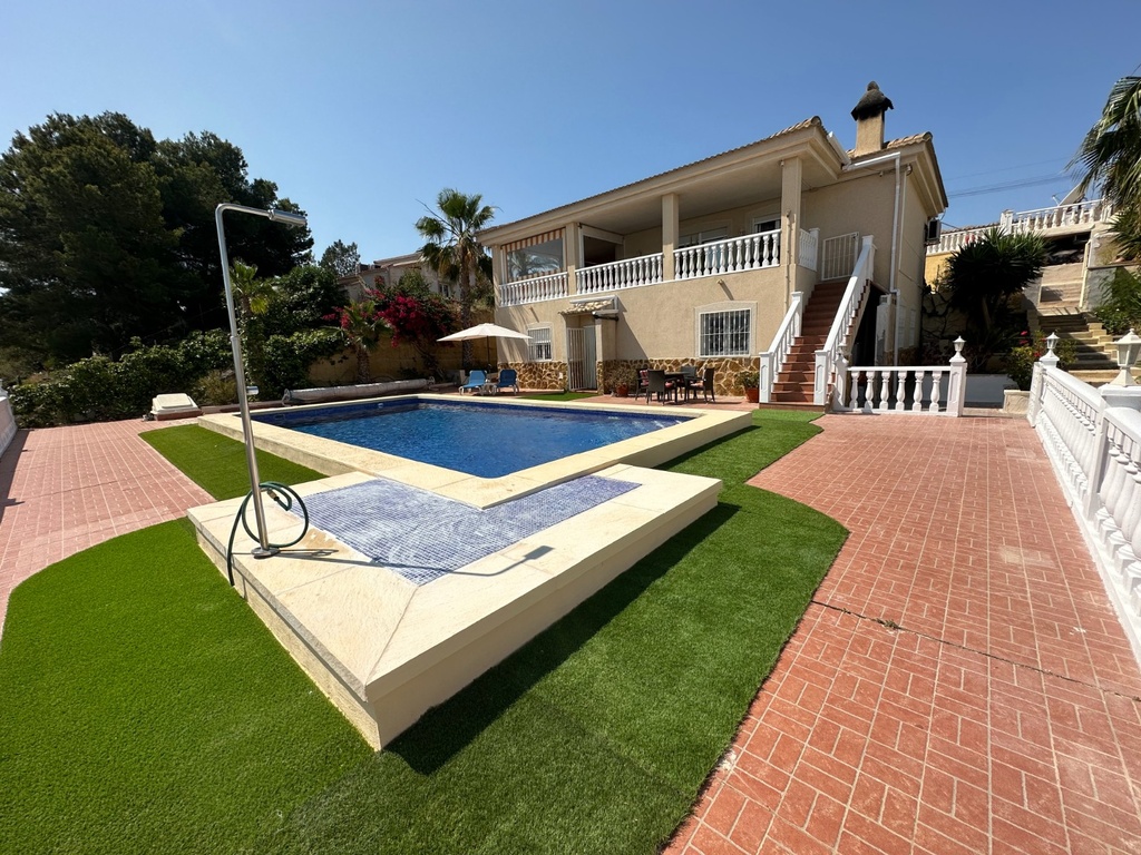 Moderná vila v Algorfa – Inland