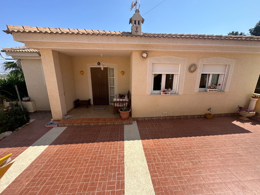 Moderná vila v Algorfa – Inland