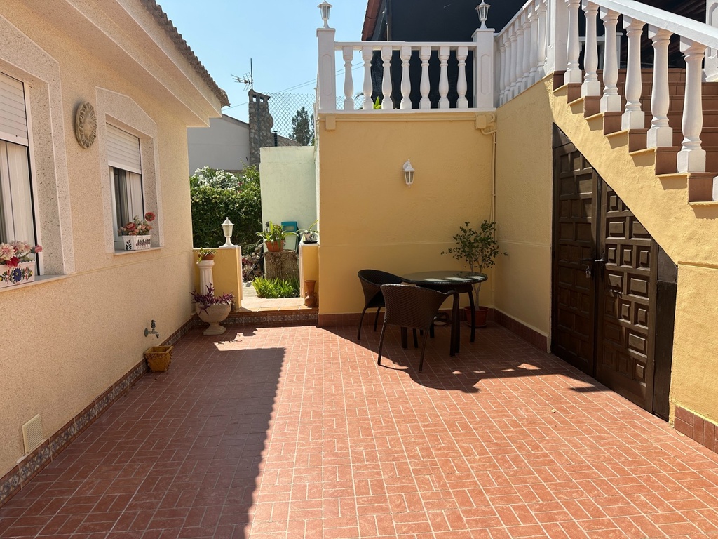 Moderná vila v Algorfa – Inland