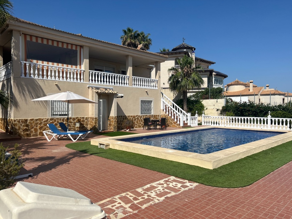 Moderná vila v Algorfa – Inland