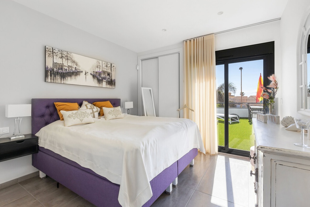 Luxusná vila v Torrevieja – Rosaleda