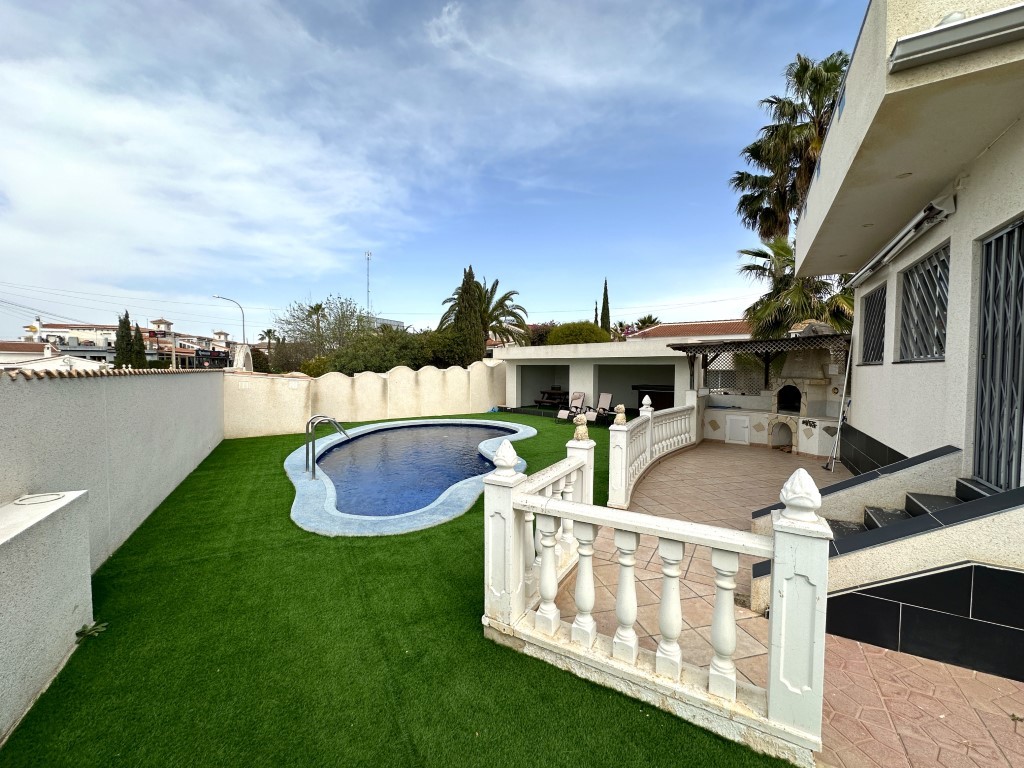 Luxusná vila v Ciudad Quesada – Costa Blanca