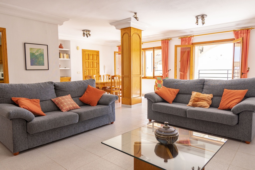 Moderný penthouse v Torrevieja – Playa Del Cura