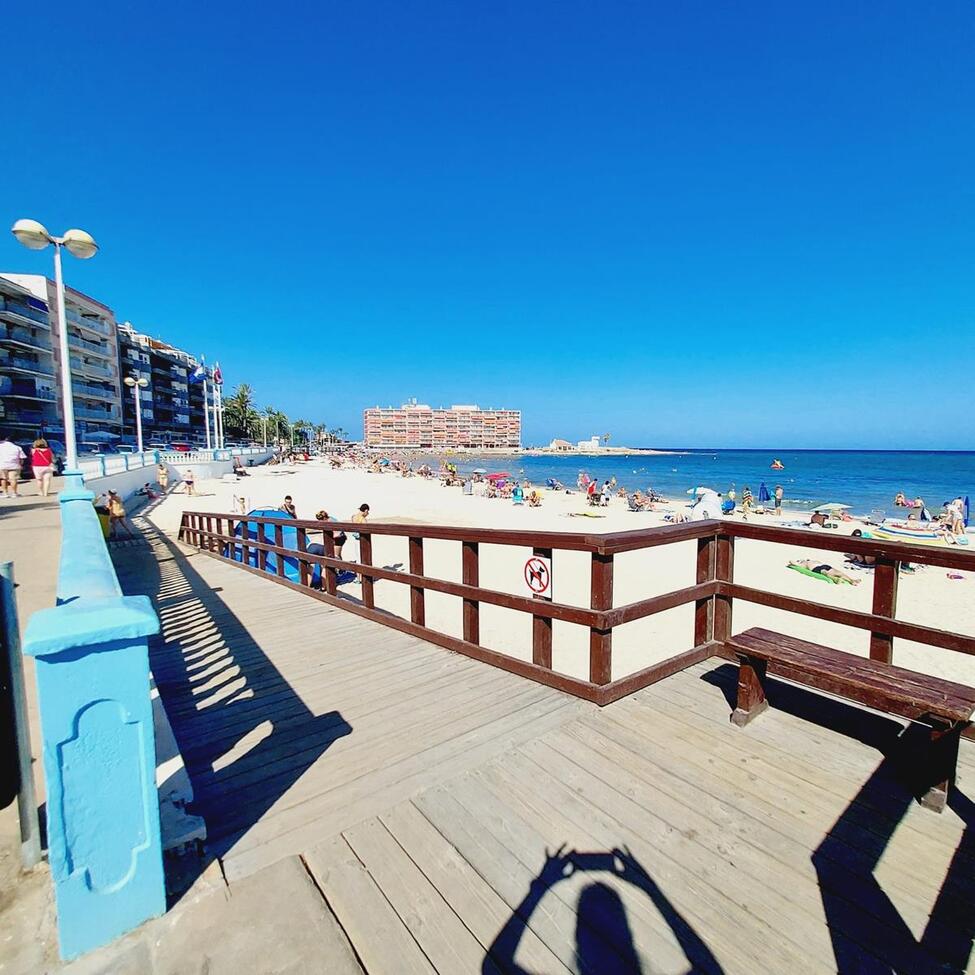 Moderný apartmán v Torrevieja – Playa Los Locos