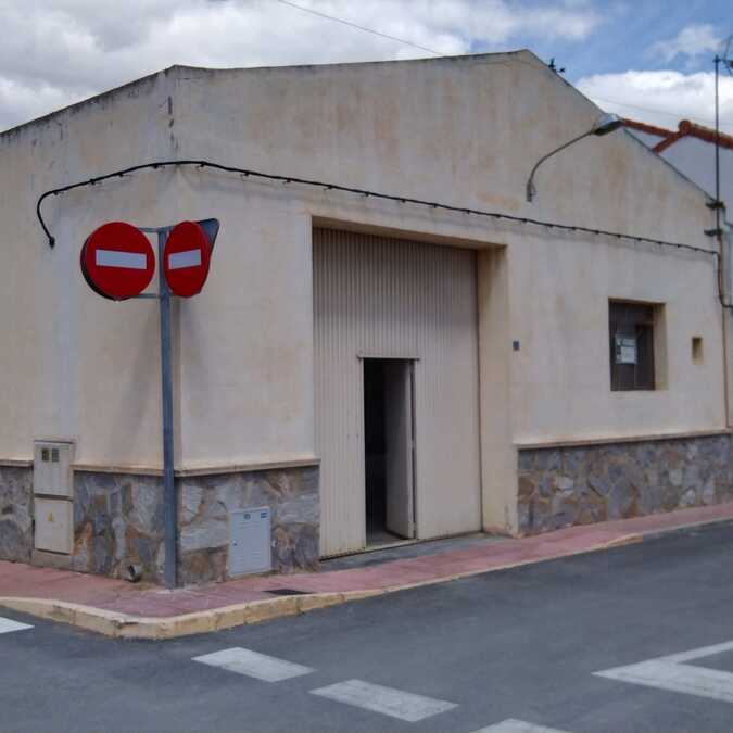 Moderný Commercial v Daya Vieja – Costa Blanca