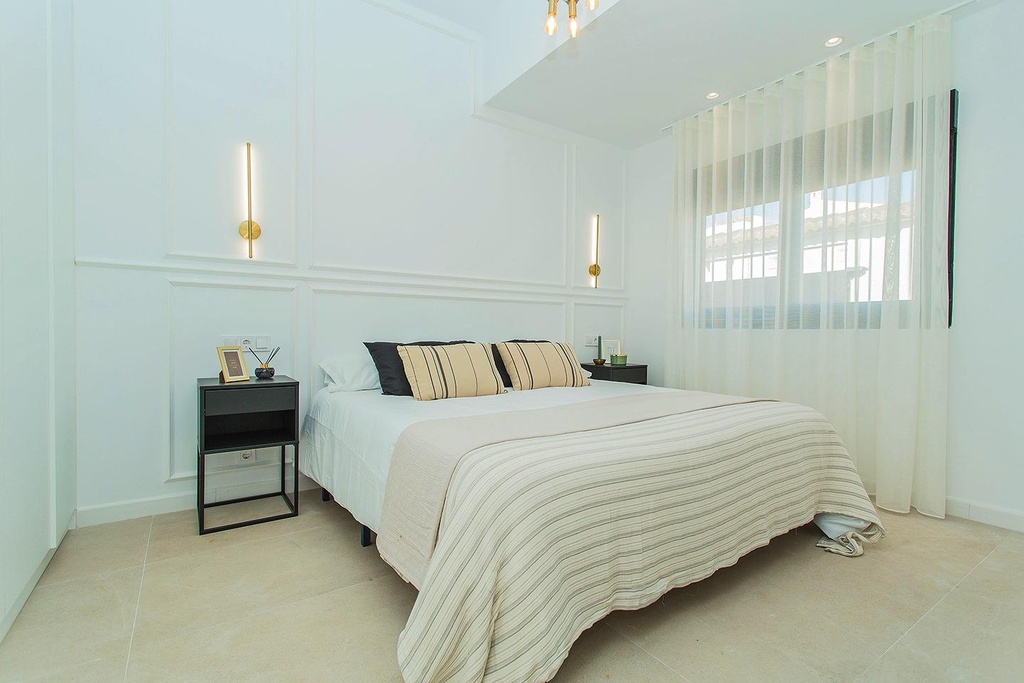 Moderný mestský dom v Torrevieja – La Siesta