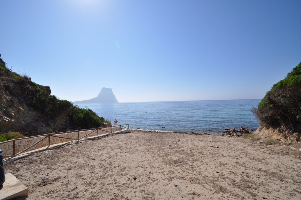 Moderný Commercial v Calpe – Costa Blanca