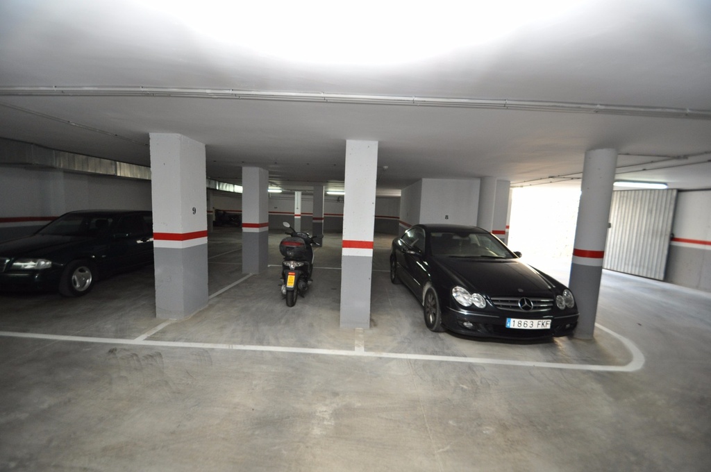 Moderný Commercial v Calpe – Costa Blanca