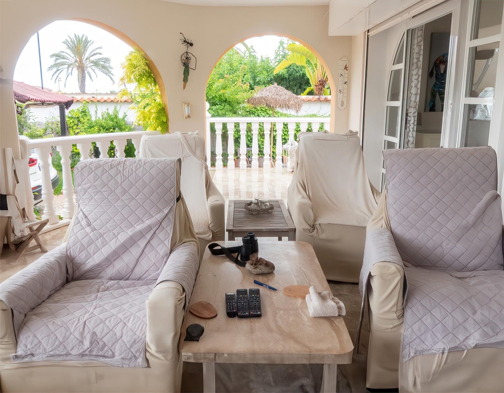 Moderná vila v Torrevieja – Costa Blanca