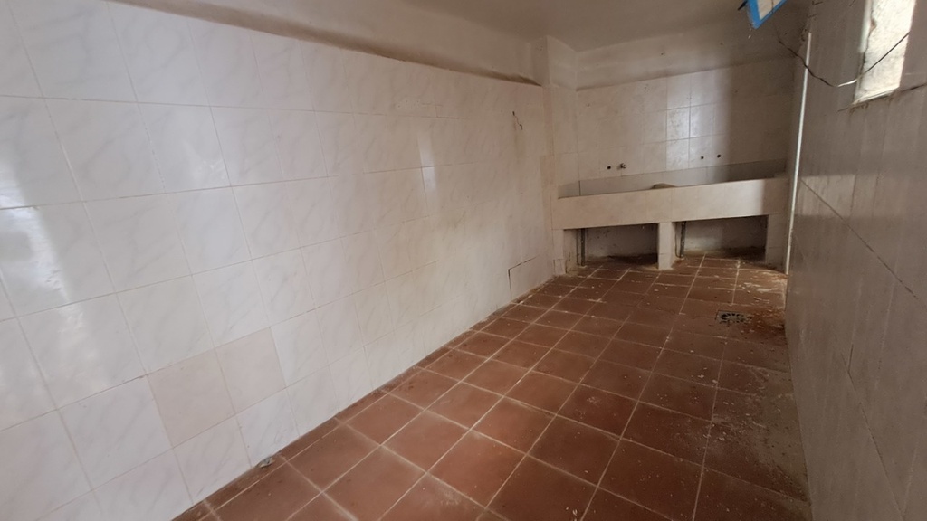Moderný Commercial v Orihuela – Inland