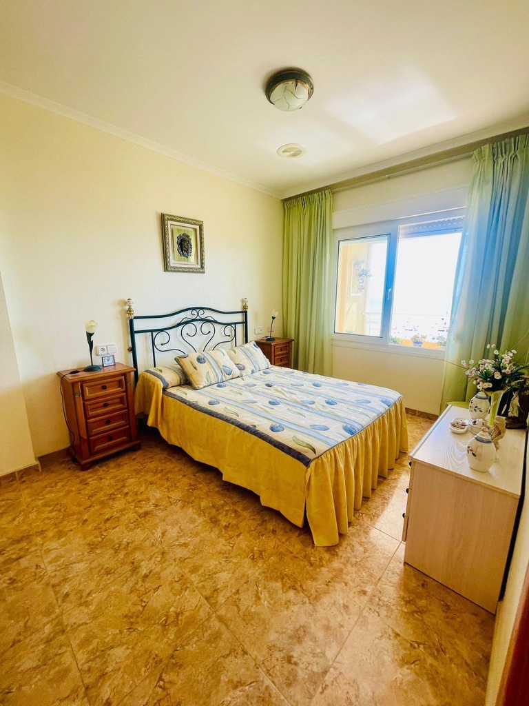 Moderný apartmán v Torrevieja – La Mata