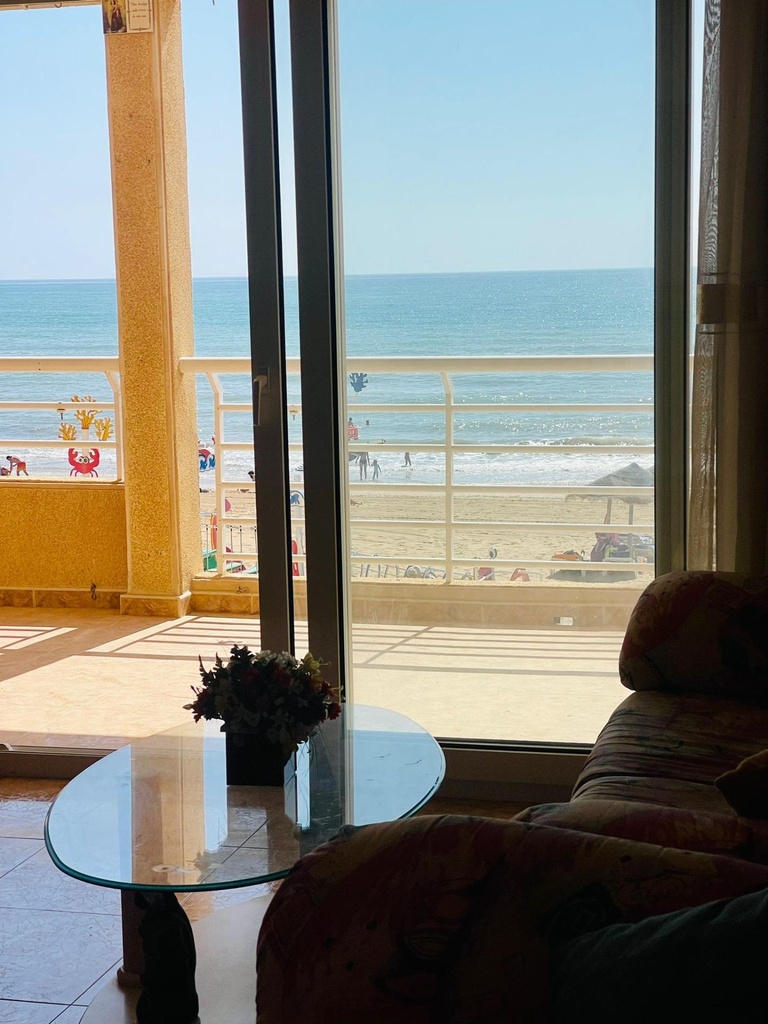 Moderný apartmán v Torrevieja – La Mata