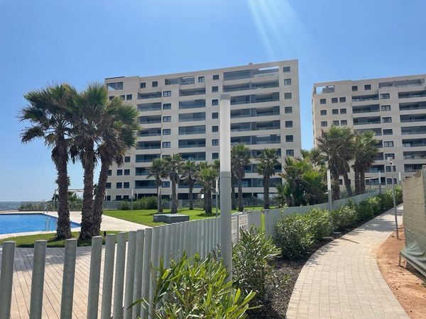 Moderný apartmán v Punta Prima – Costa Blanca