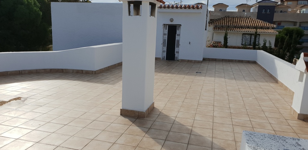 Luxusná vila v La Zenia – Costa Blanca