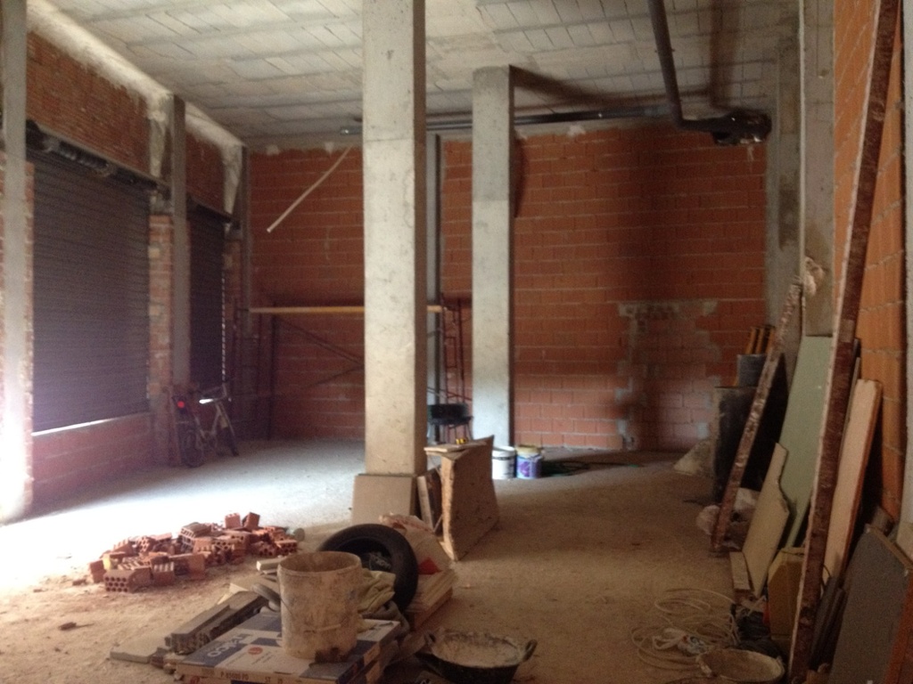 Moderný Commercial v Los Montesinos – Costa Blanca