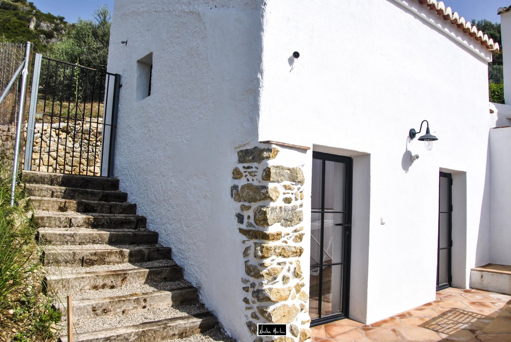 Moderný dom v Periana – Inland
