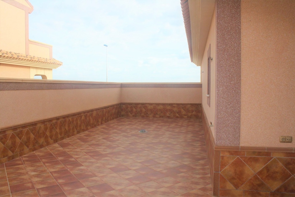 Moderný mestský dom v Los Altos – Costa Blanca