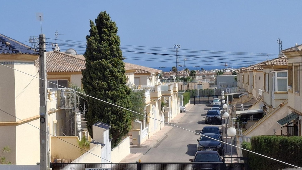 Moderný mestský dom v Orihuela Costa – Playa Flamenca