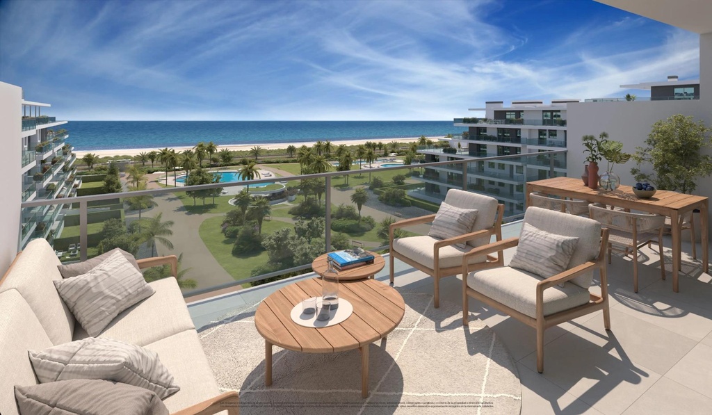 Novostavba apartmánov v Almerimar s bazénom